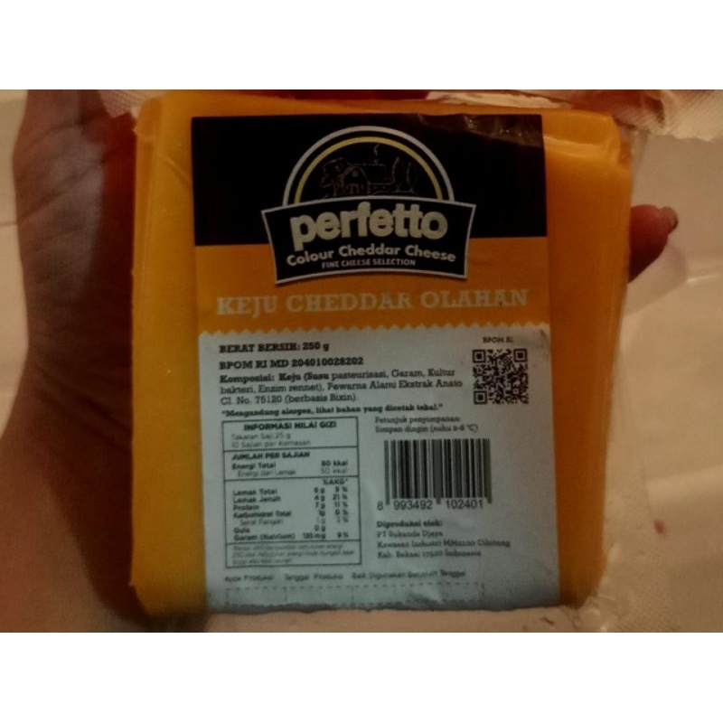 

Keju Cheddar Olahan Perfetto 1kg 4pcs
