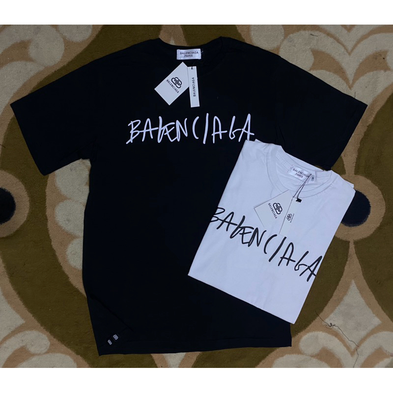 kaos premium Balenciaga