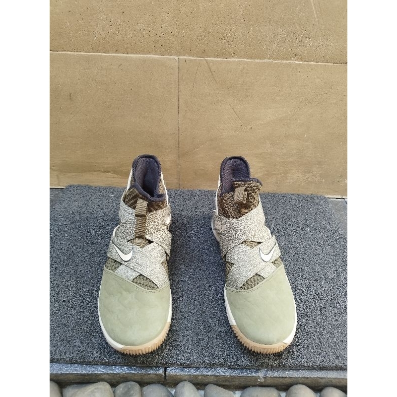 Sepatu Nike Lebron Soldier XII Original