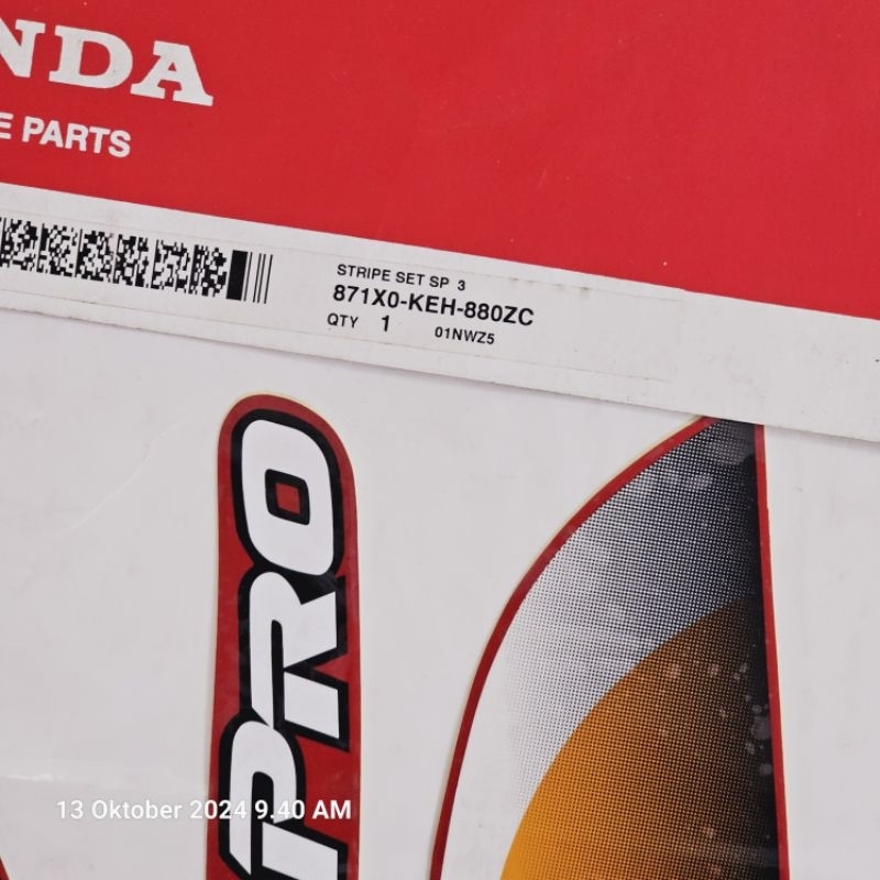 Stripe body Megapro set. 871X0-KEH-880ZB/ZC