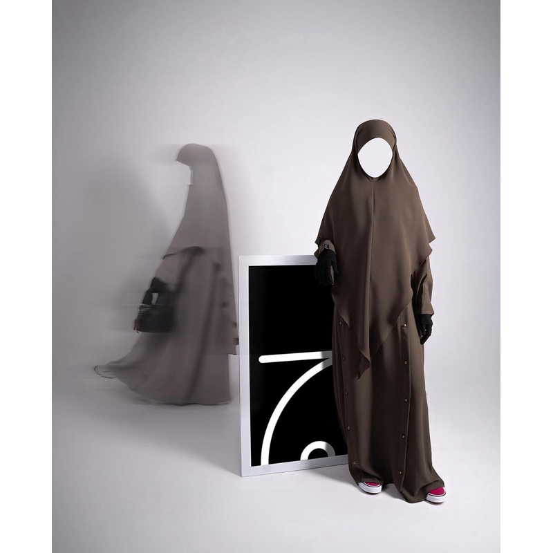 ALJENNA - LANA ABAYA CARAFE SIZE S (preloved)