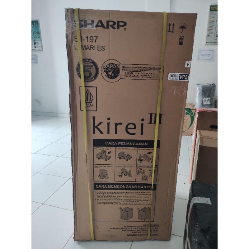 Kulkas Sharp SJ-197