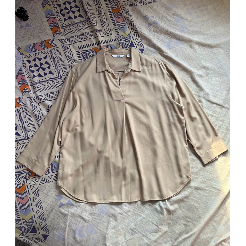 [PROMO] UNIQLO RAYON SKIPPER COLLAR 3/4 SLEEVE BLOUSE - UNIQLO RAYON SKIPPER COLLAR BLOUSE 3/4 SLEEV