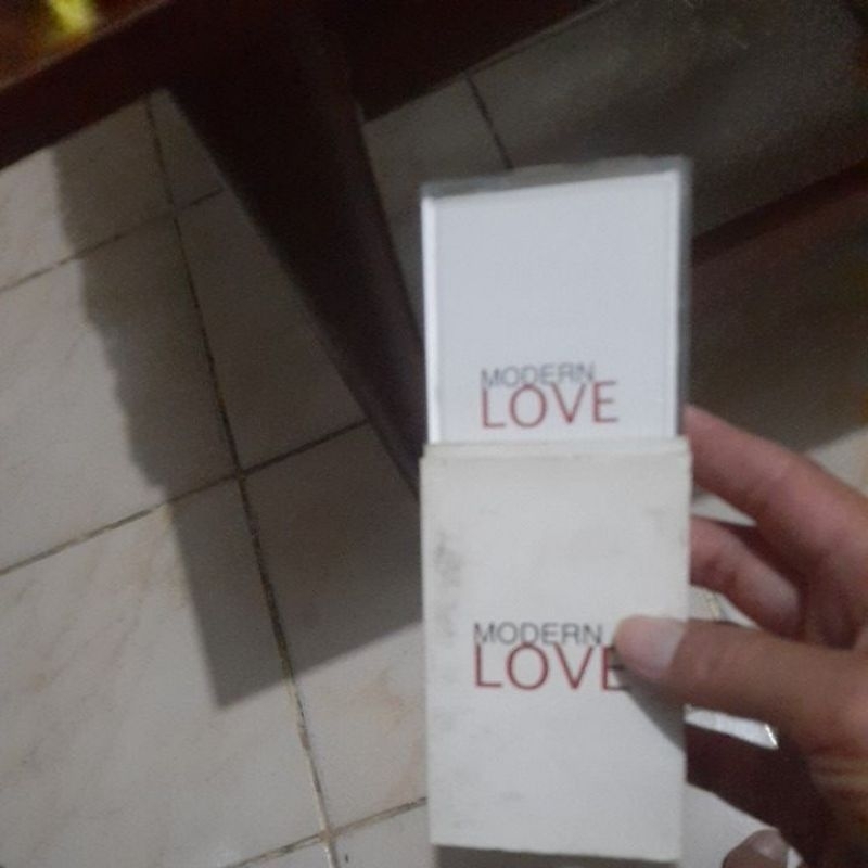 

kaaet pita modern love (K449)