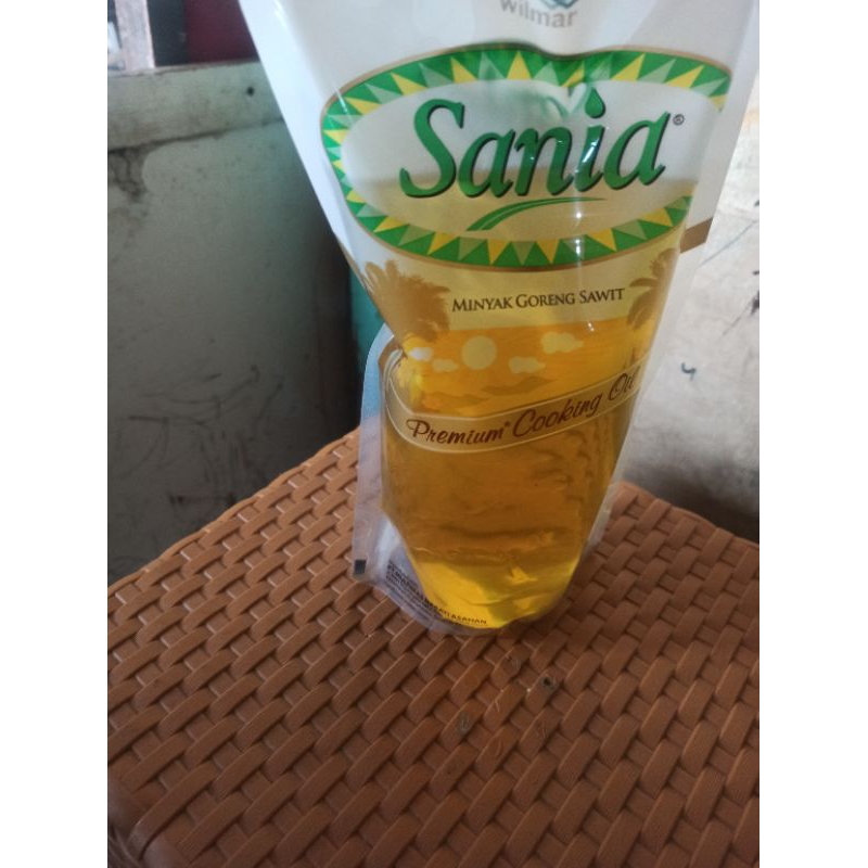 

Minyak goreng Sania 1 liter