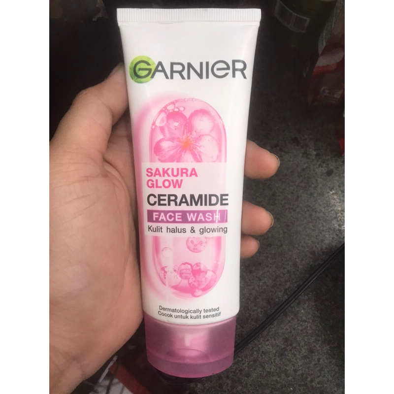 Garnier facial wash 100ml