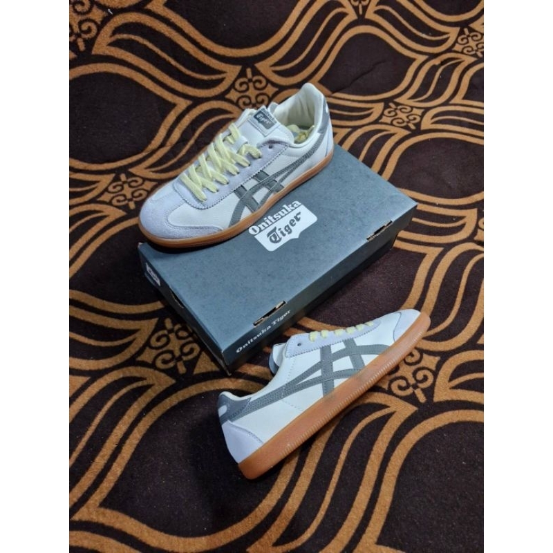 Onitsuka Tokuten