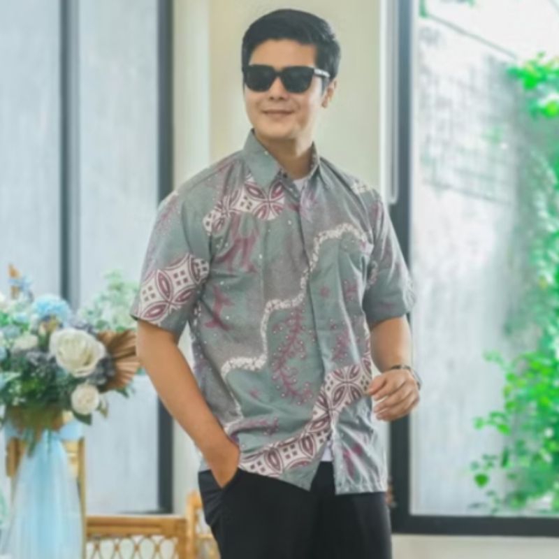 BATIK ADAVIN Batik Pria Lengan Pendek Pandawa Hijau Pastel Kain Katun Poli Premium