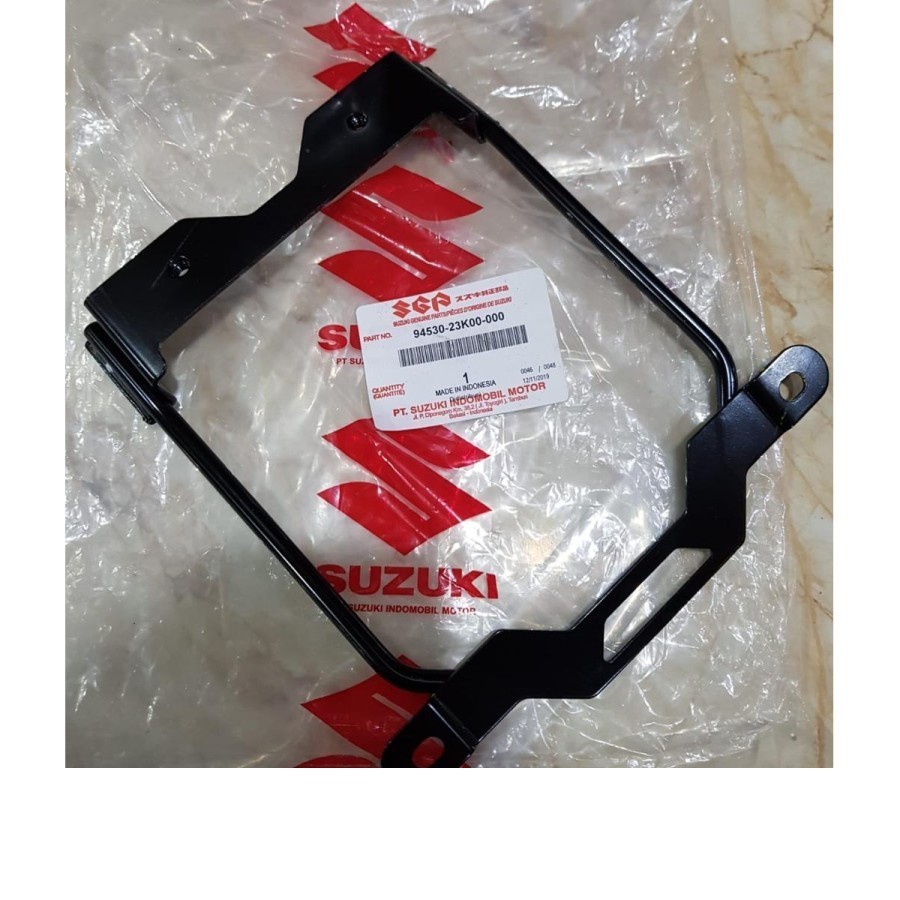 BESI BRACKET DUDUKAN PLAT NOMOR DEPAN GSX 150 R ASLI ORI SUZUKI