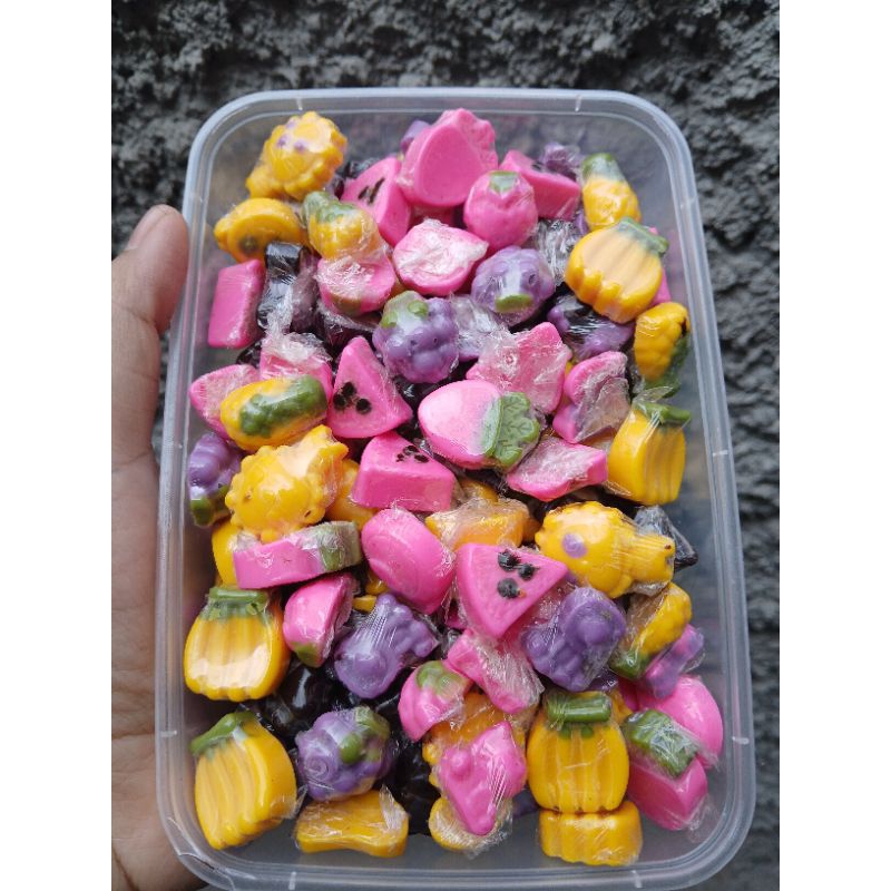 

Cokelat Karakter Buah Buahan Mini isi 100