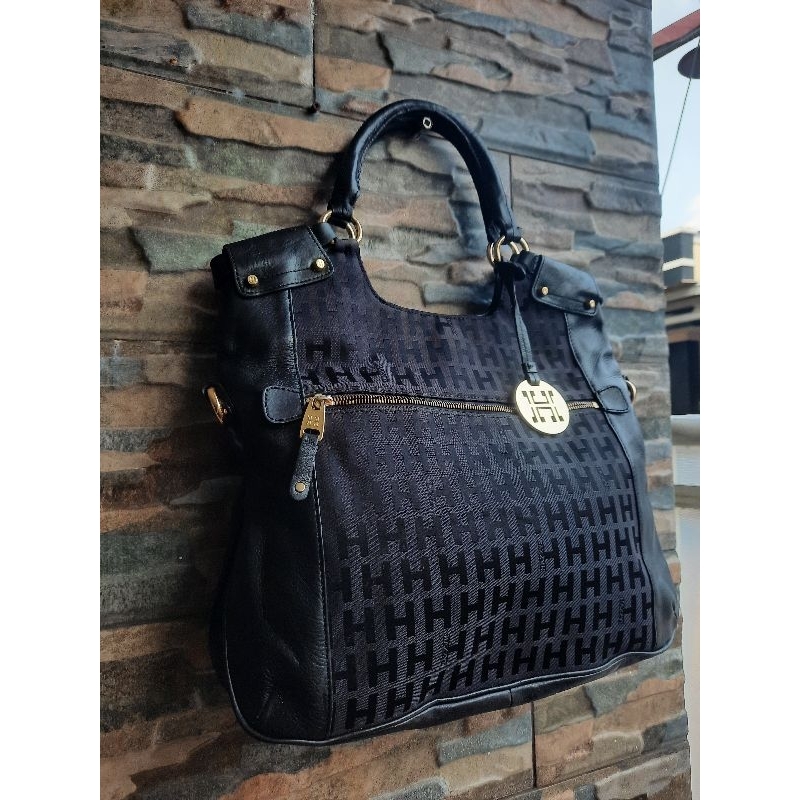 Totebag Hitam HAZZYS - TAS PRELOVED BRANDED ORIGINAL