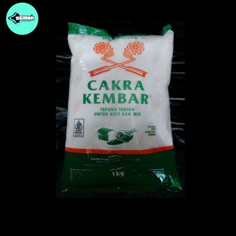 

Tepung terigu Cakra kembar 1 kg