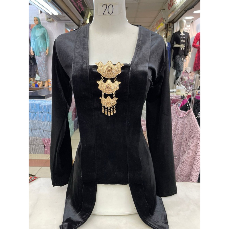 atasan kutu baru bludru Hitam