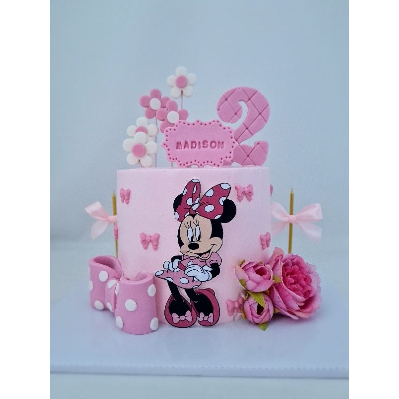

Butter cream custom cake