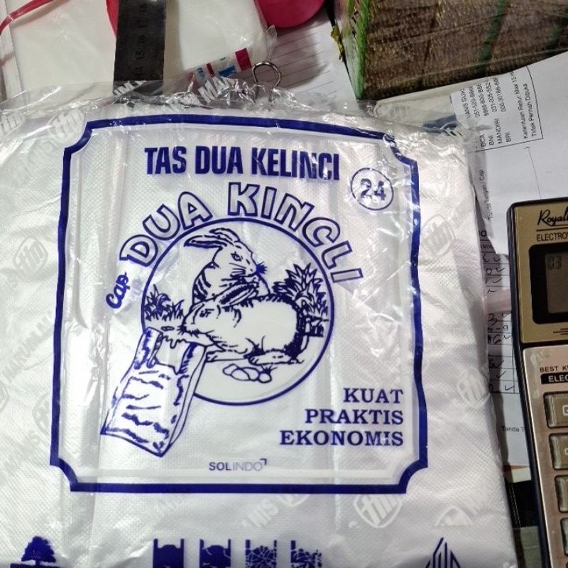 plastik kelinci bening ukuran 24(tanggung) isi 50pcs(1pak)