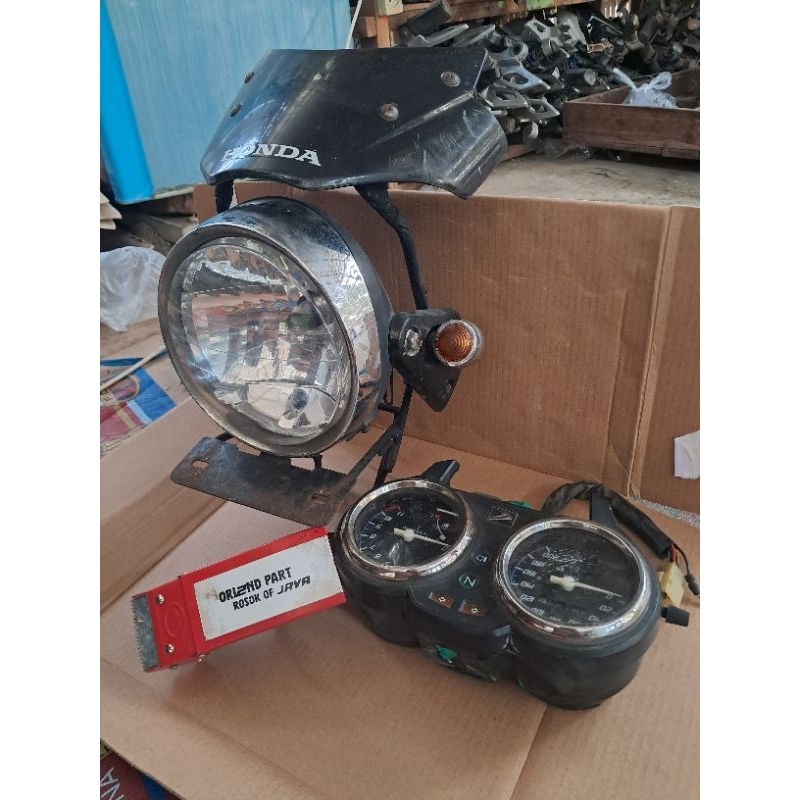 HEADLAMP LAMPU DEPAN TIGER REVO 2007 ORI COPOTAN SET SPIDO