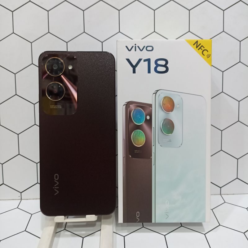 Vivo Y18 6/128GB + 4/64GB Hp Second Bekas Fullset