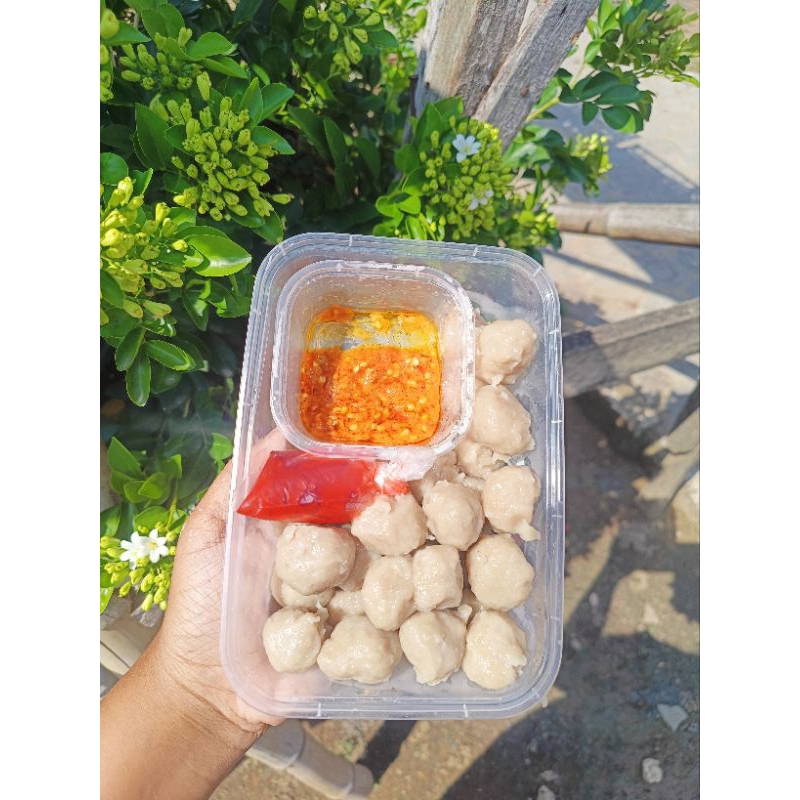 

pentol kerikil Frozen dari daging asli free chili oil dan saus