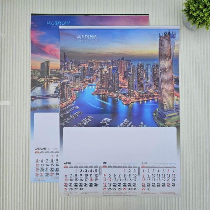 

kalender tahun 2025 kota dunia Ao 104 4 lembar x 3 bulanan ukuran 38x54cm(terima castume cetak merek)