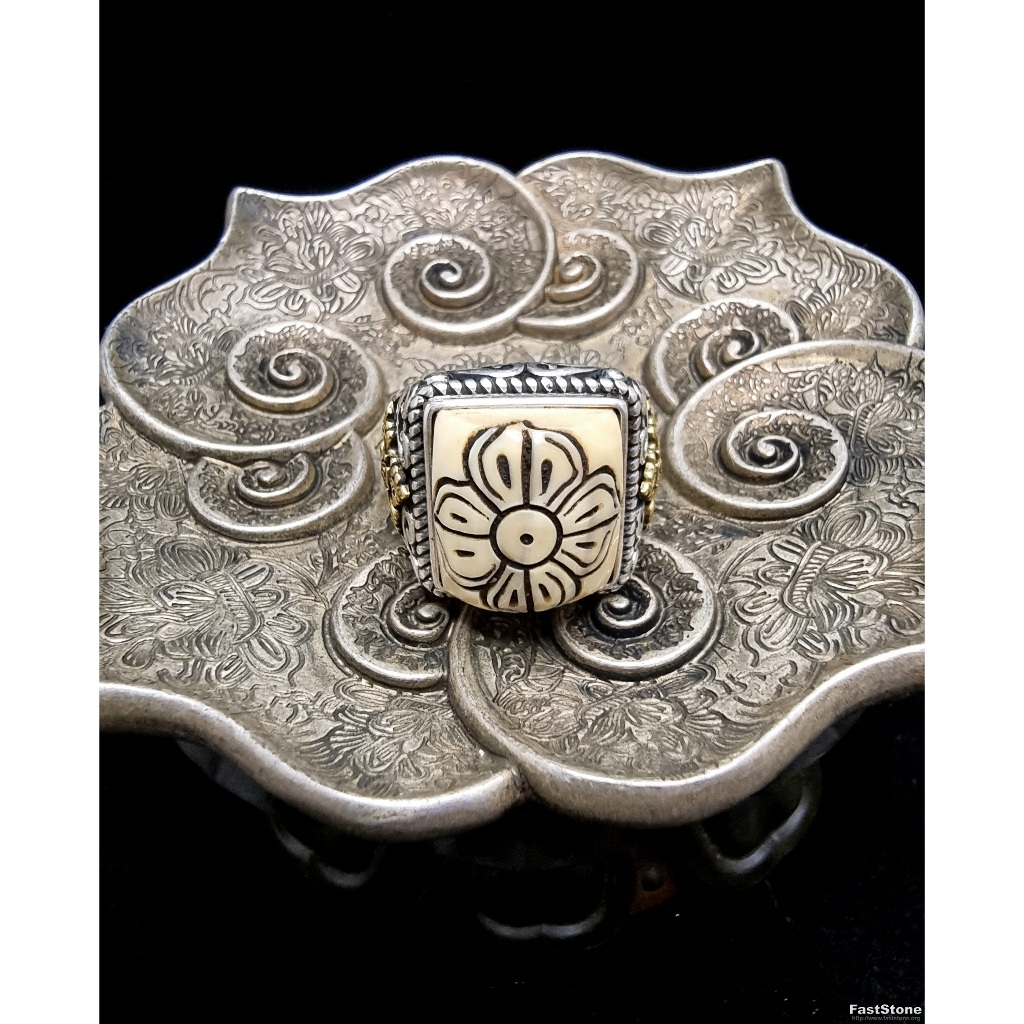 Cincin Silver Gadin Mamut Vajra Ukiran Kuno Ajustable Ring Blessed Tibet 15x14mm E2347