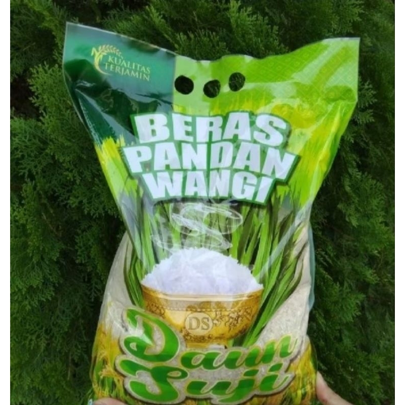

BERAS PANDAN WANGI DAUN SUJI 3 KG