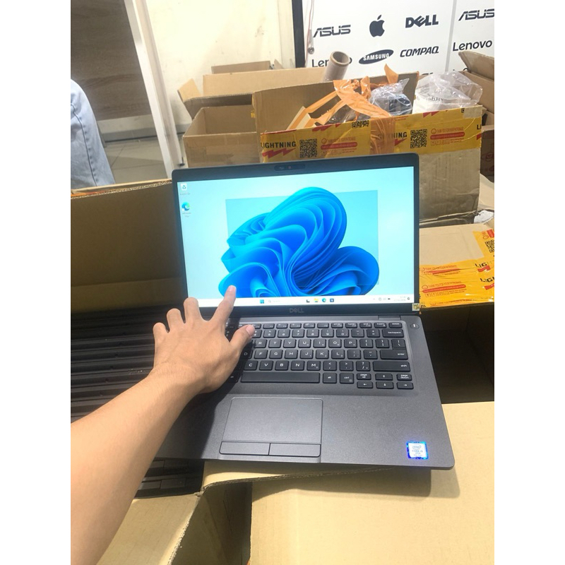 DELL LATITUDE 5400 I5 GEN 8 RAM 16/256 TOUCHSCREEN