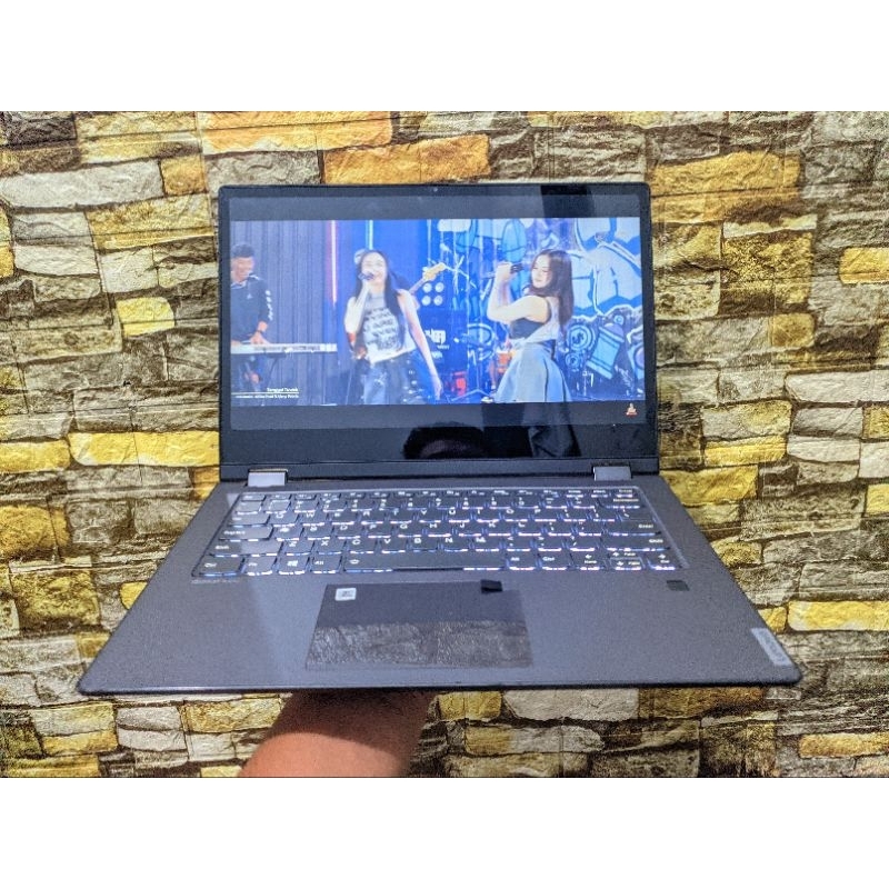 Laptop Ryzen layar sentuh Lenovo ideapad 340