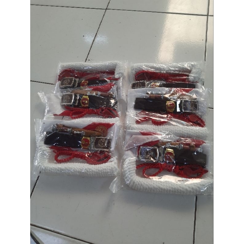 perlengkapan atribut pramuka sd.wanita-laki laki