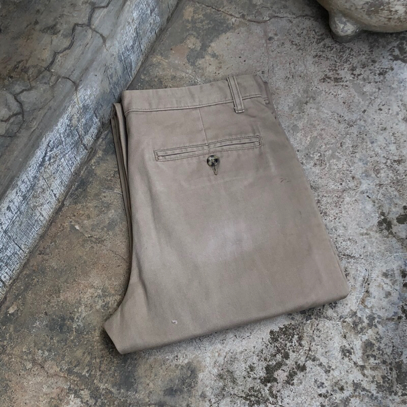GAP CHINO PANTS