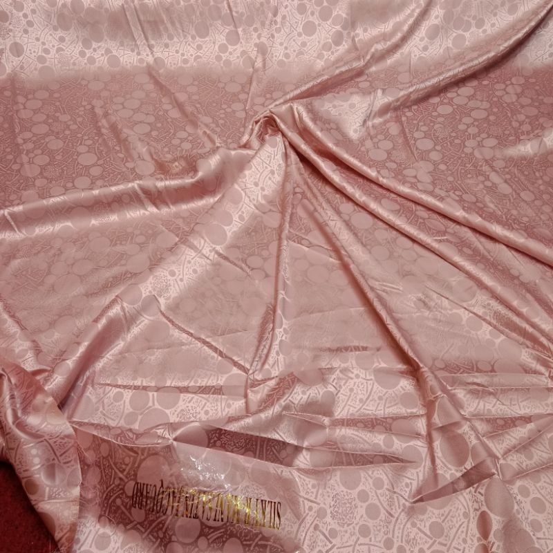 da Bahan kain Armani Jaguard silk premium/kain Armani Jaguard motif dot terbaru/Armani Jaguard silk