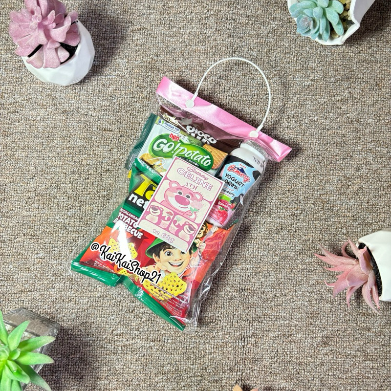 

Hampers Snack Ulang Tahun Murah Meriah(FREE STICKER UCAPAN)