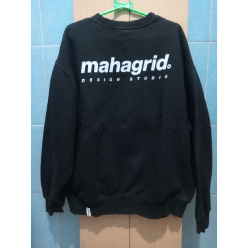 Jaket crewneck hitam mahagrid