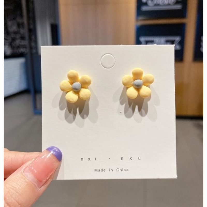 Embun - (30) Anting tusuk hijab/non hijab yellow flower bunga