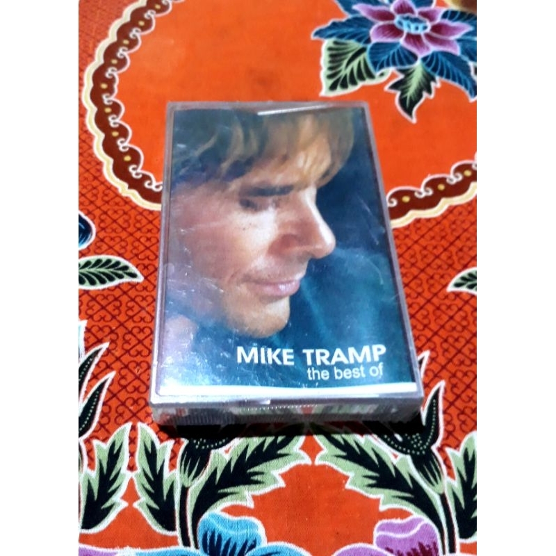 KASET PITA SEGEL ORIGINAL THE BEST MIKE TRAMP