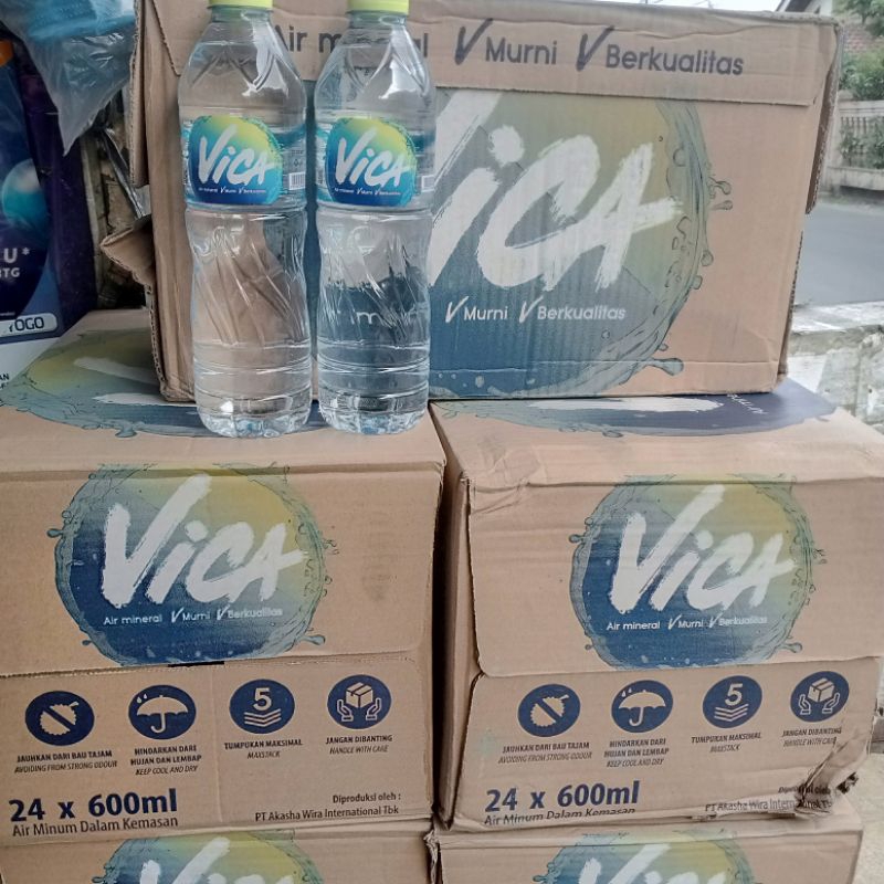 

VICA AIR MINERAL BOTOL 600ML PER DUS isi 24