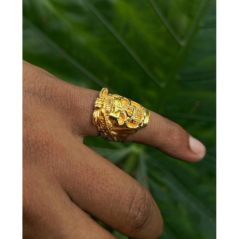 cincin tengkorak