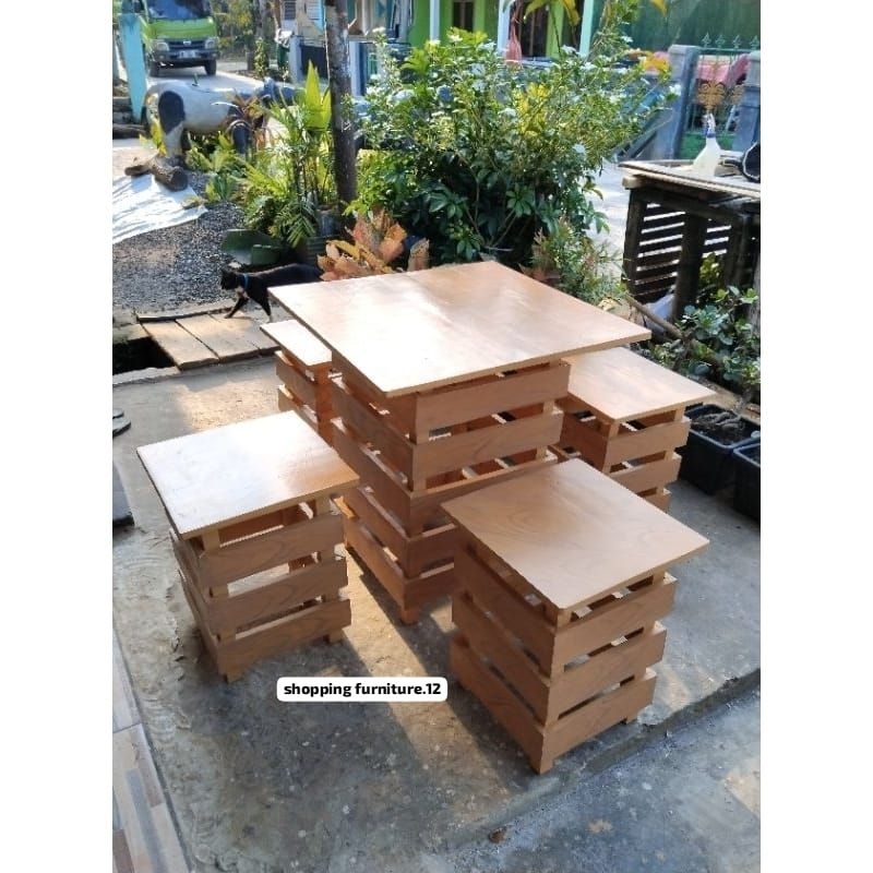 MEJA MINIMALIS OUTDOR TAMAN/CAFE