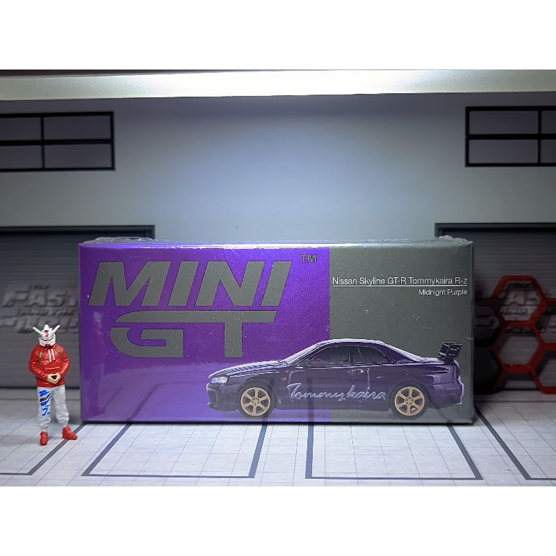 Mini GT Nissan Skyline R34 Tommykaira Purple