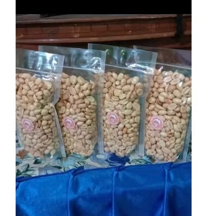 

KACANG KUPAS GORENG BAWANG/1 KG