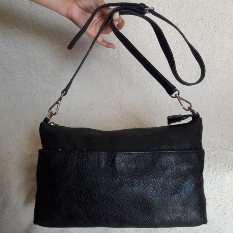 Tas Aokang Selempang Sling Bag Wanita Kulit Asli Hitam