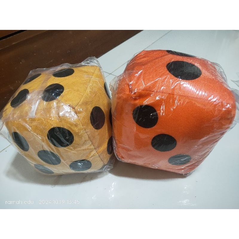 Bantal / Boneka Dadu