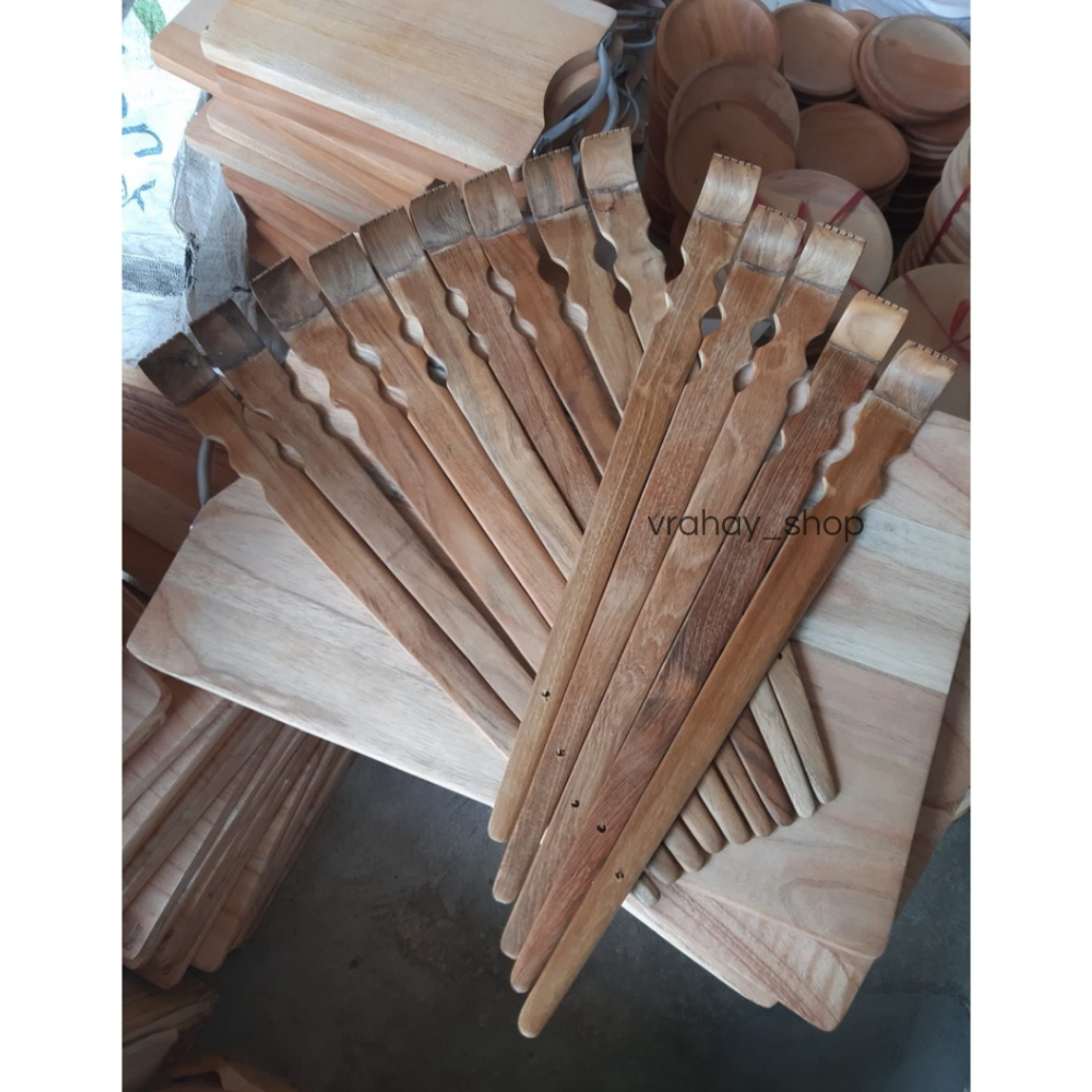 ready Alat Garukan punggung bahan kayu Jati