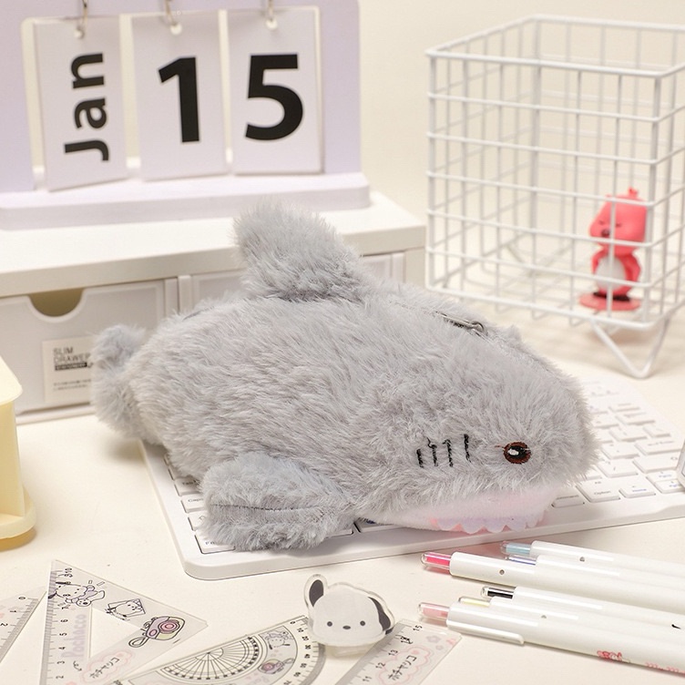 

ART J3N8 Piglet Tempat Pensil Boneka Babi Hiu Platipus Shark Pig Pink