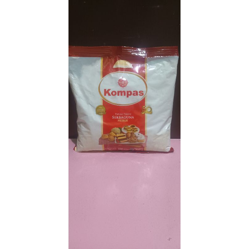 

tepung TRIGU MREK kompas500gr