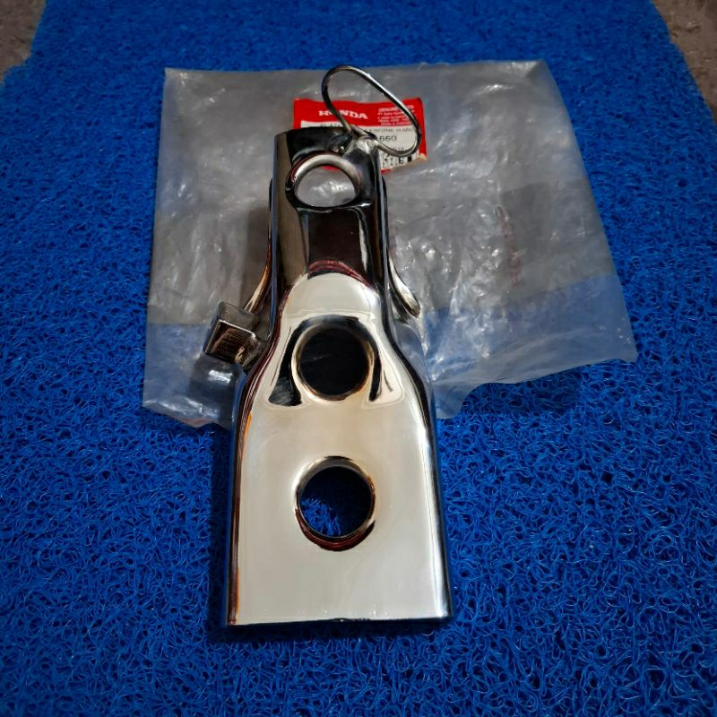 pangkon mesin Tiger Revo crome