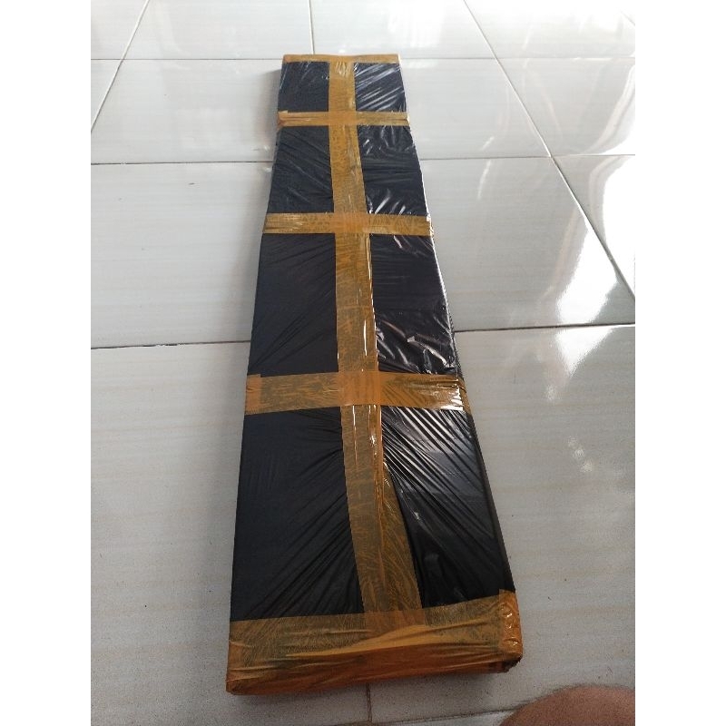 

kardus karton packing lengkap sama plastik ukuran 110cm