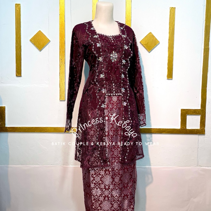 kebaya kutubaru engkoi, kutubaru payet