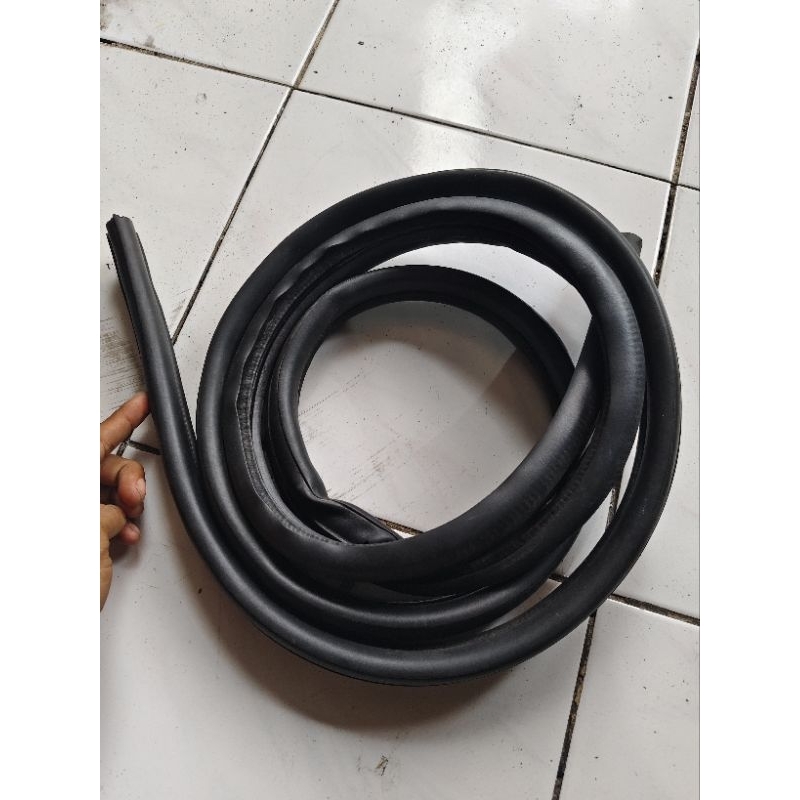 KARET PINTU BODY MOBIL AGYA AYLA ORIGINAL