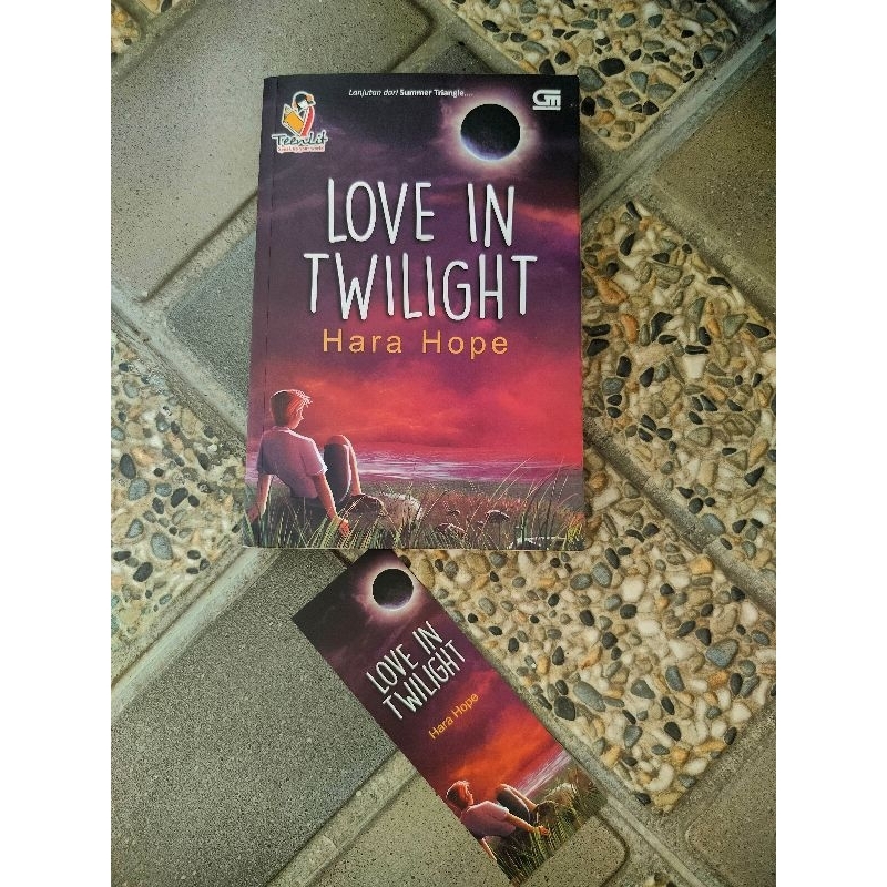 Novel Preloved Love in Twilight