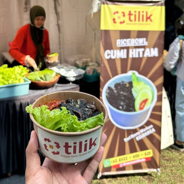 

Tilik - Cumi Hitam / Cumi Tinta Hitam Siap Saji Kemasan Vakum 250 gram Siap Makan